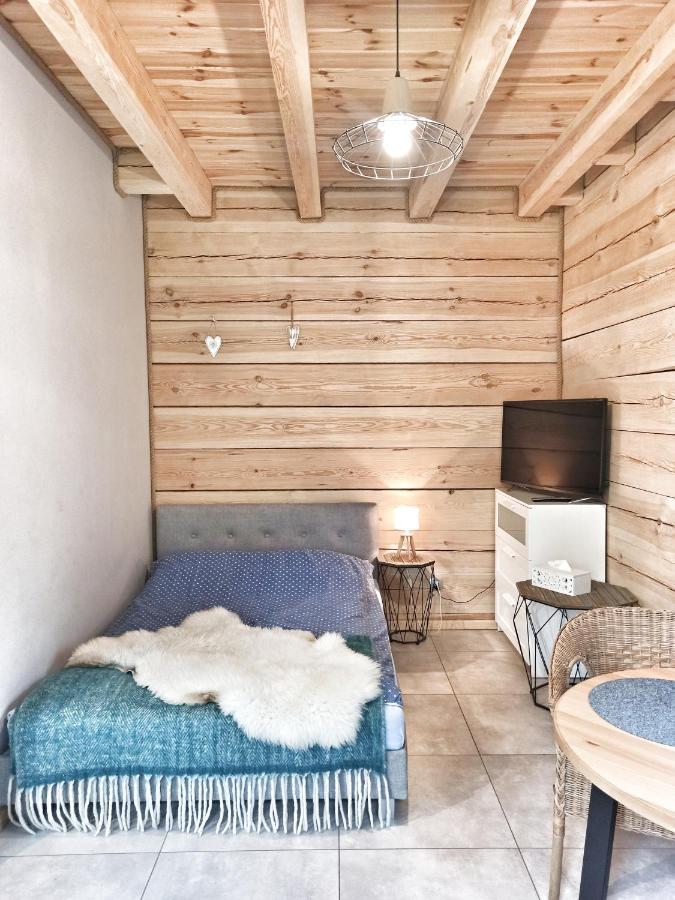 Fajna Chatka Ustrzyki Dolne Exteriör bild
