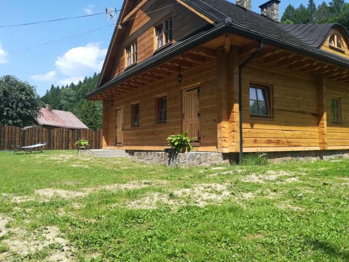 Fajna Chatka Ustrzyki Dolne Exteriör bild